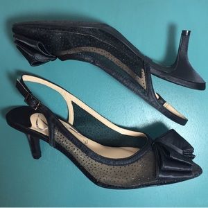 J Renee Bow kitten heel Sandals 👡🤩